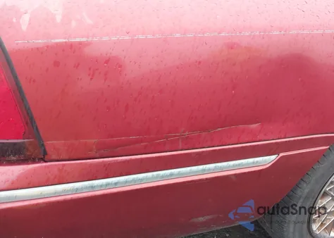 1998 Mercury Grand Marquis из США, поврежденный, VIN 2MEFM74W1WX612030